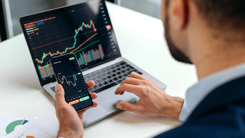 Plateforme de trading ElvoryxSyntaris